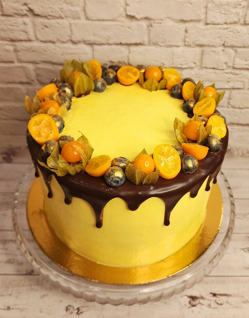 + 700-1200р к цене торта